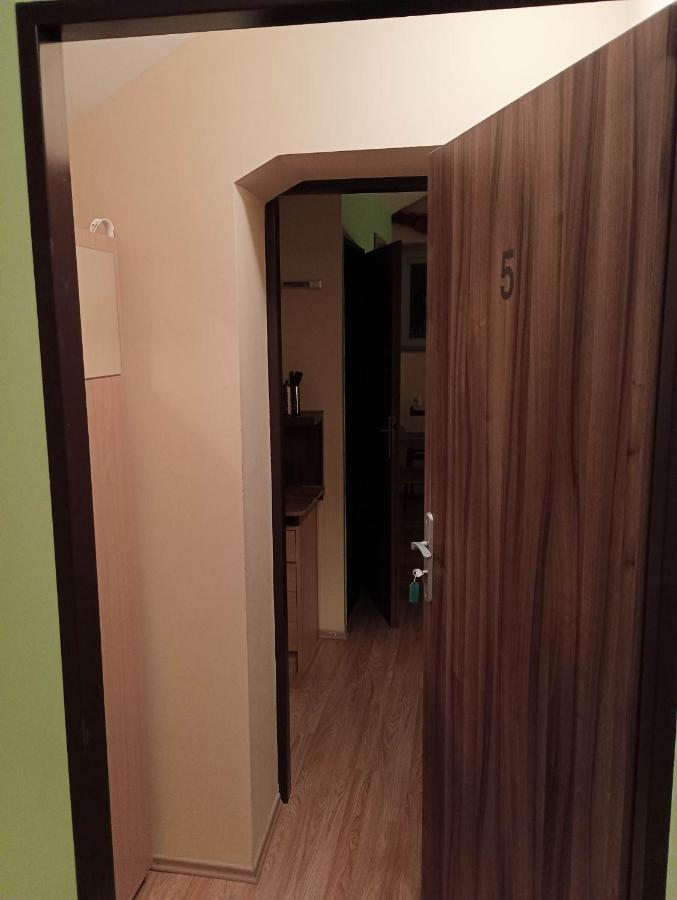 Penzion U Bileho Jaka Vilemov  Kültér fotó